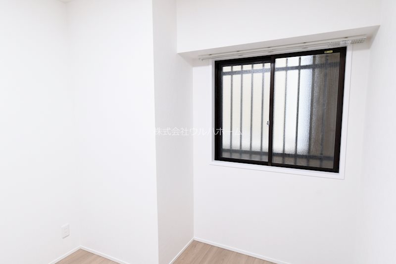ライオンズマンション上福岡第3  内観写真（子供部屋）
