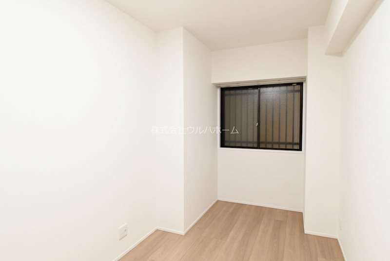 ライオンズマンション上福岡第3  内観写真（子供部屋）