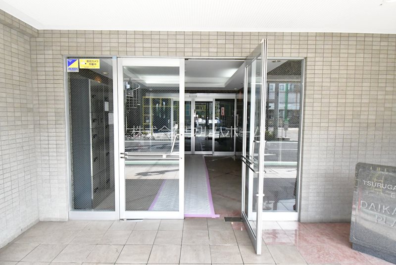 鶴ヶ島駅通りダイカンプラザ   共用部写真（エントランス）