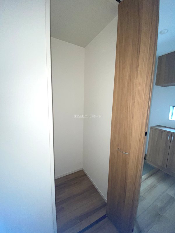 川越市的場　中古戸建 内観写真（収納）