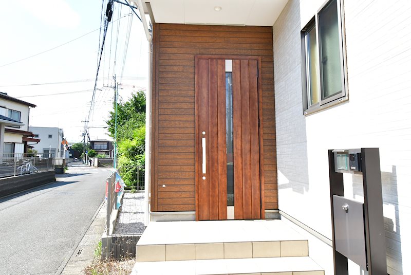 川越市的場　中古戸建 現地写真（玄関）