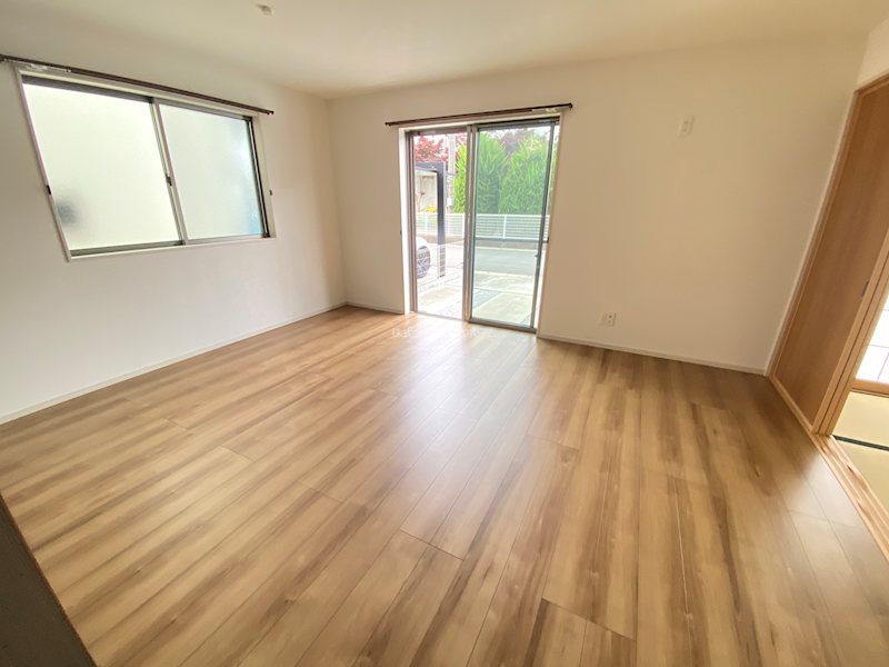 川越市的場　中古戸建 内観写真（リビング）