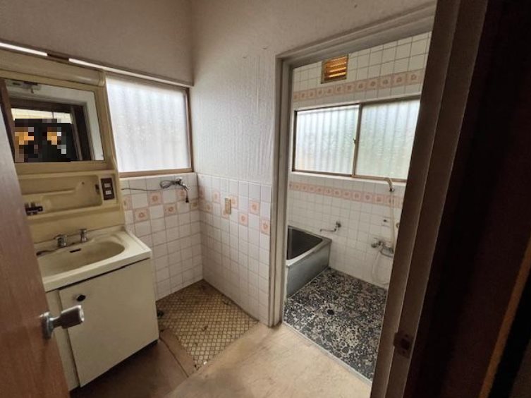 坂戸市片柳　中古戸建 内観写真（洗面台・洗面所）