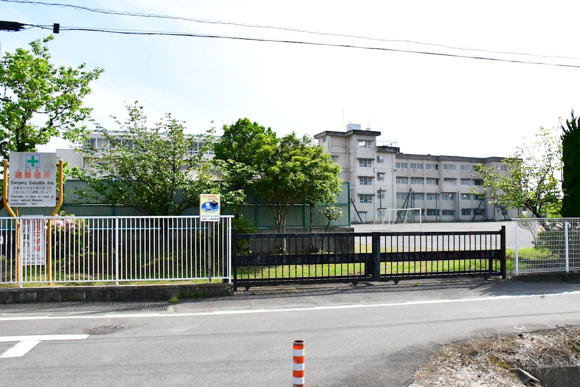川越市山田1期　1号棟   中学校