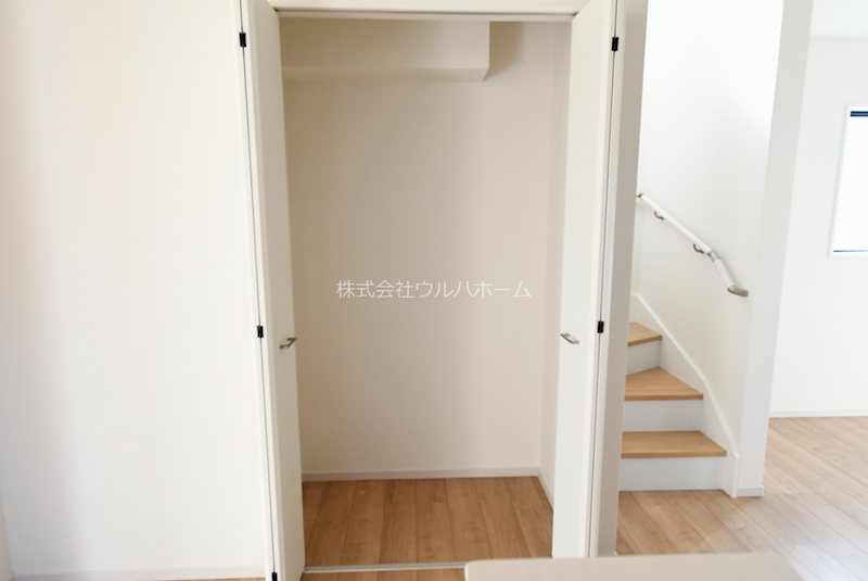 川越市山田1期　2号棟   内観写真（リビング）