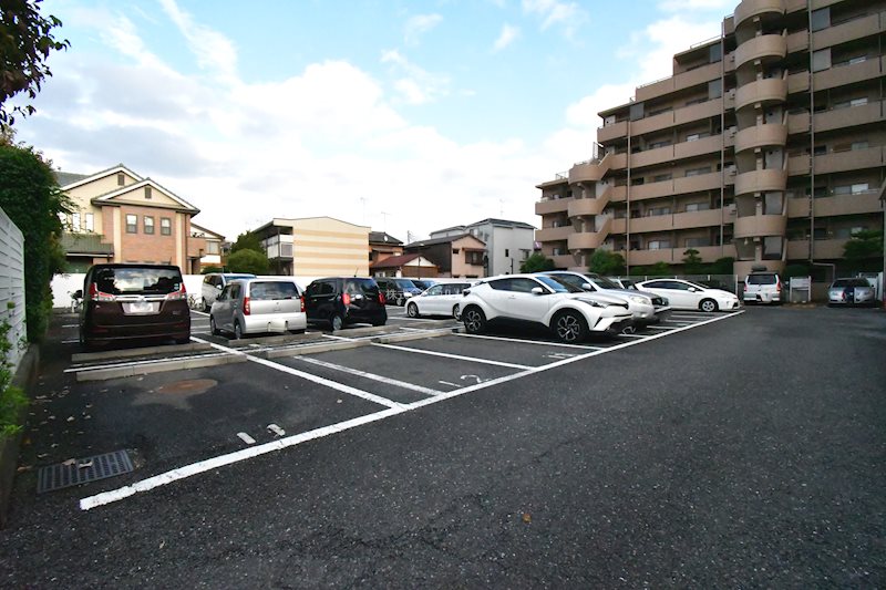 コスモ上福岡センターヒルズ   共用部写真（駐車場）