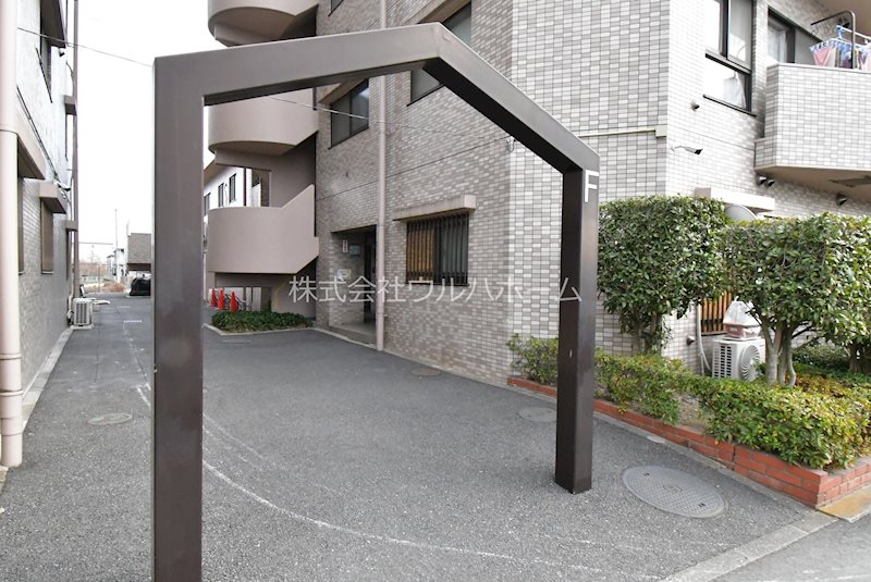 コスモ川越ワンダーランドF棟   共用部写真（エントランス）