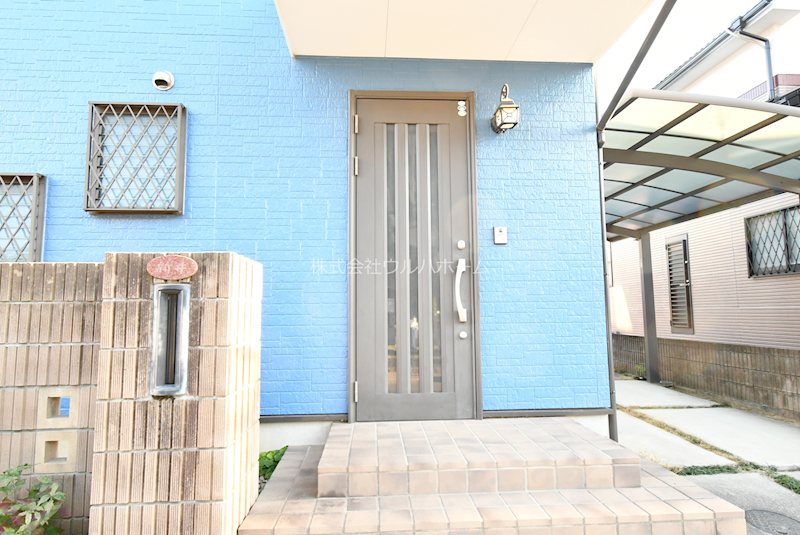 坂戸市にっさい花みず木3丁目　中古戸建 現地写真（玄関）