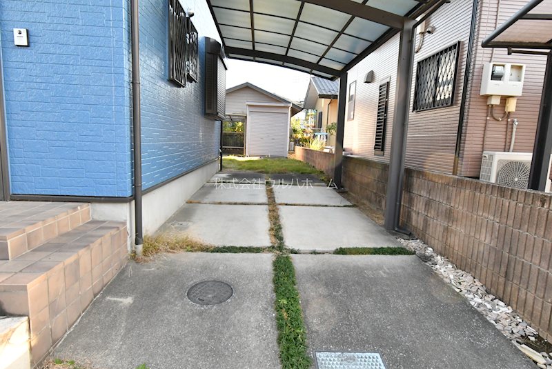 坂戸市にっさい花みず木3丁目　中古戸建 現地写真（駐車場）