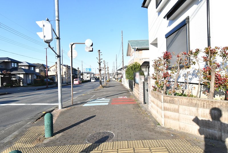 坂戸市にっさい花みず木6丁目　中古戸建  現地写真（前面道路含む現地写真）