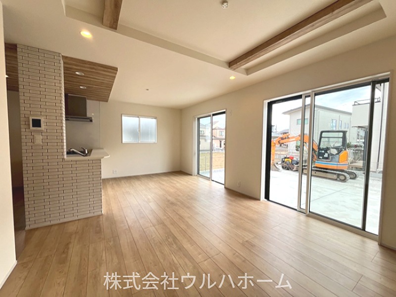 川越市大塚2丁目　2号棟        内観写真（リビング）