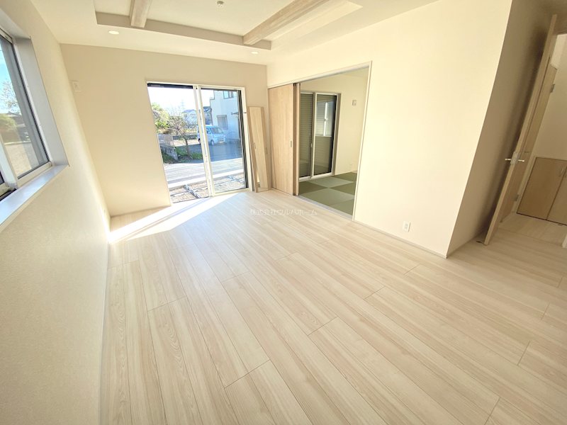 川越市今成2丁目　1号棟         内観写真（リビング）