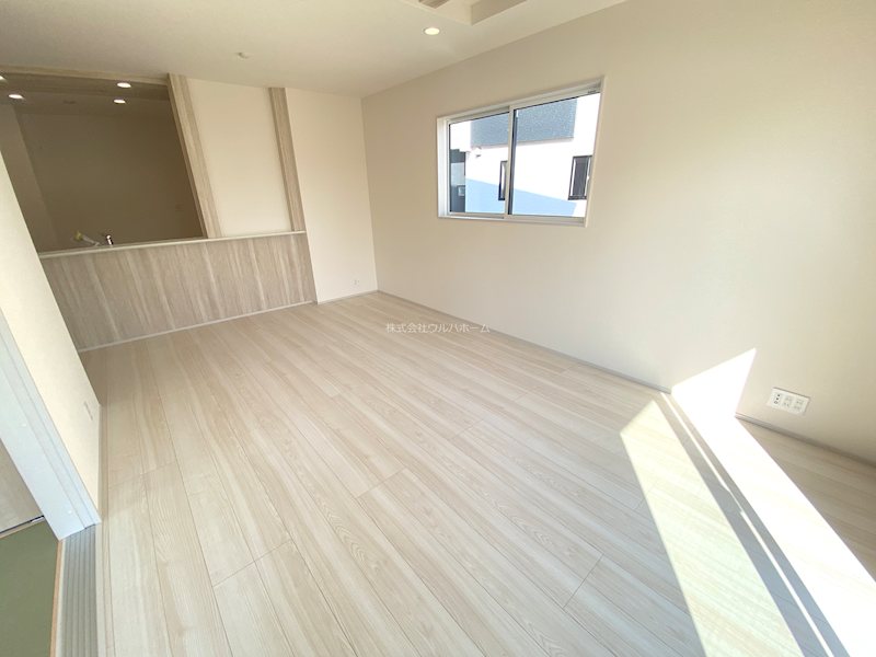 川越市今成2丁目　1号棟         内観写真（リビング）