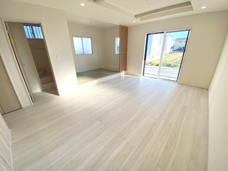 川越市今成2丁目　3号棟        内観写真（リビング）