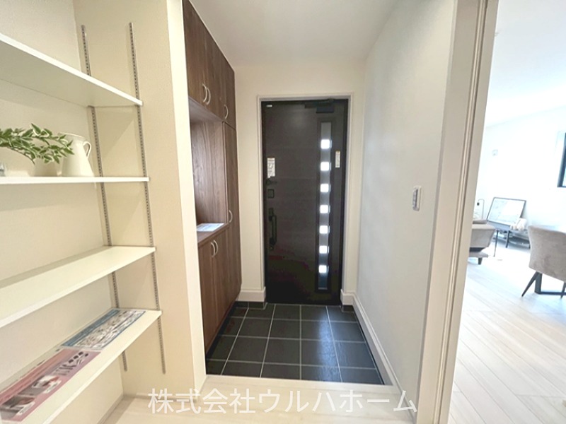 川越寺尾第4　1号棟  現地写真（玄関）