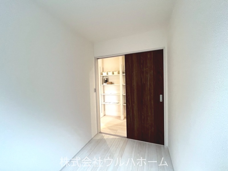 川越寺尾第4　1号棟  内観写真（収納）