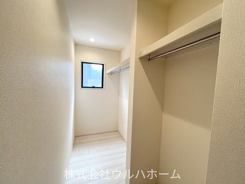 川越寺尾第4　1号棟  内観写真（収納）