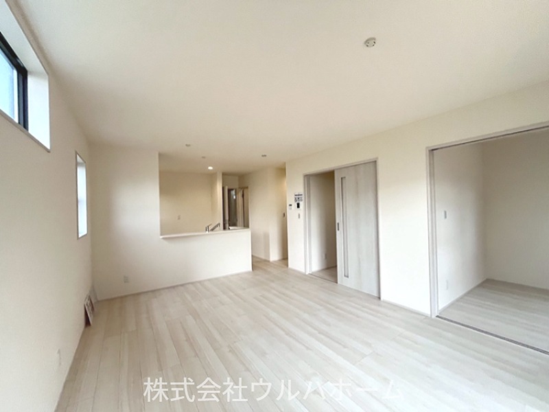 川越寺尾第4　2号棟   内観写真（リビング）