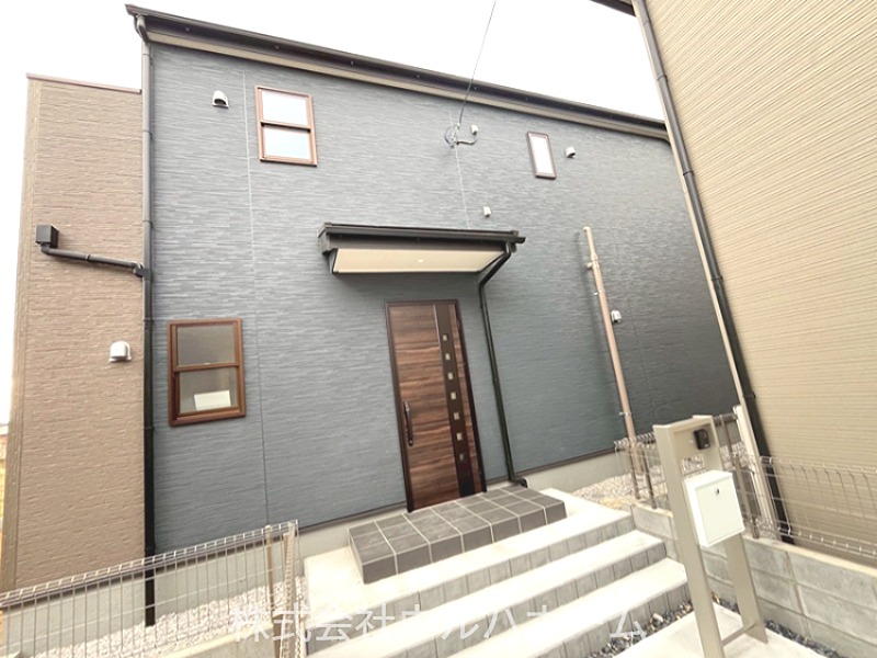 川越寺尾第4　2号棟   現地写真（玄関）