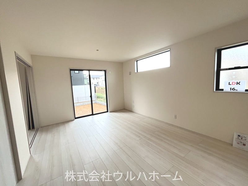 川越寺尾第4　2号棟   内観写真（リビング）