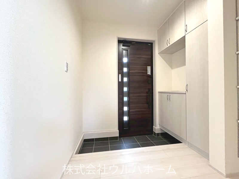 川越寺尾第4　2号棟   現地写真（玄関）