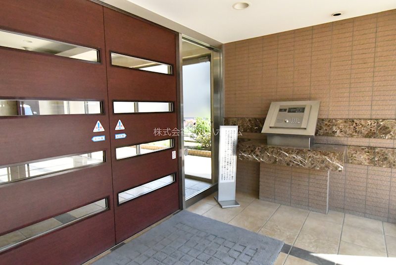 ユアコート川越アデッソ  共用部写真（エントランス）