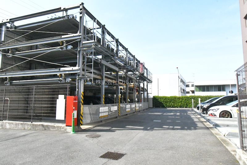 ユアコート川越アデッソ  共用部写真（駐車場）