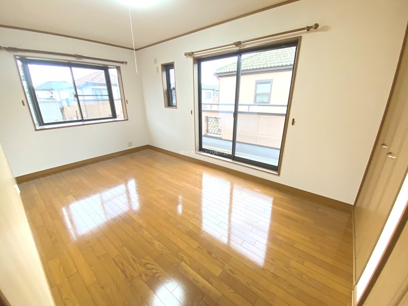 川越市上戸新町　中古戸建 内観写真（寝室）