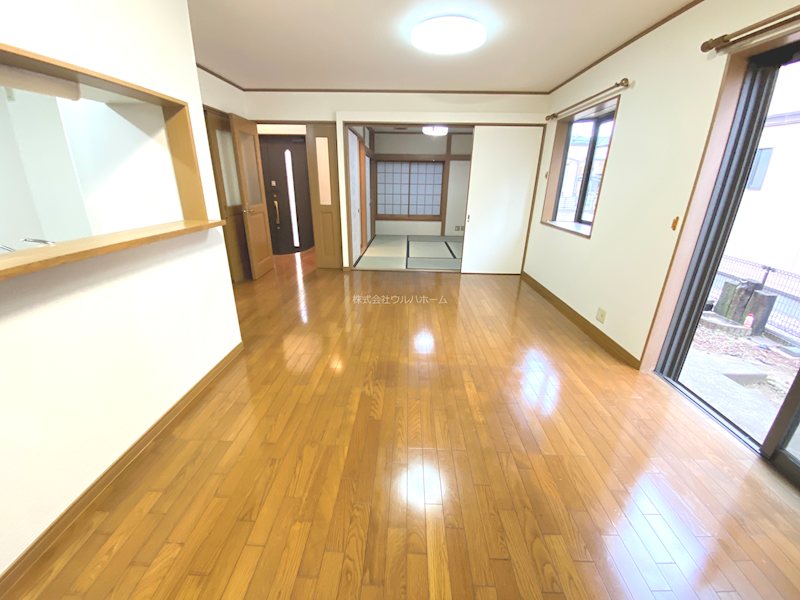 川越市上戸新町　中古戸建 内観写真（リビング）