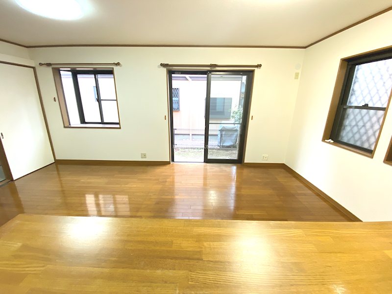 川越市上戸新町　中古戸建 内観写真（リビング）