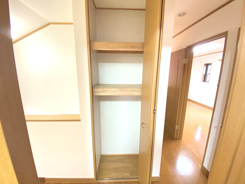 川越市上戸新町　中古戸建 内観写真（収納）