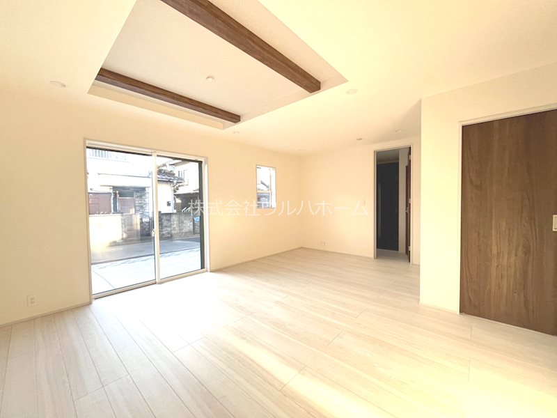 川越市豊田町2丁目　2号棟  内観写真（リビング）