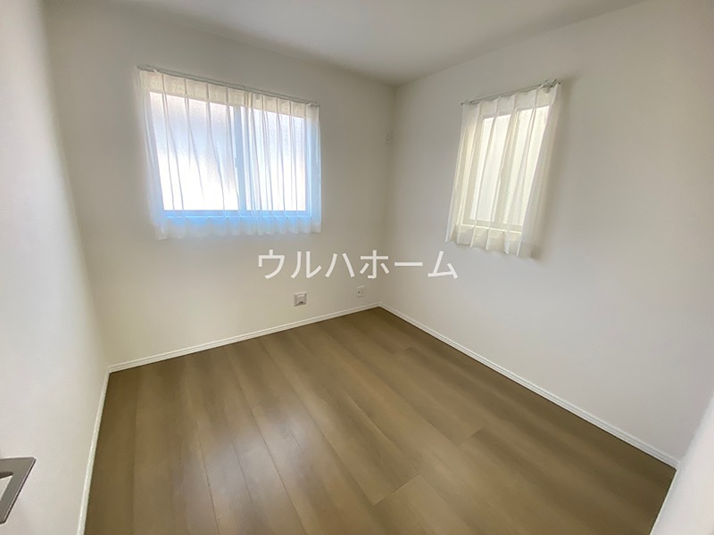 狭山中央　Ａ号棟   内観写真（寝室）