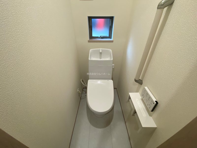 川越市安比奈新7番　A号棟  内観写真（トイレ）