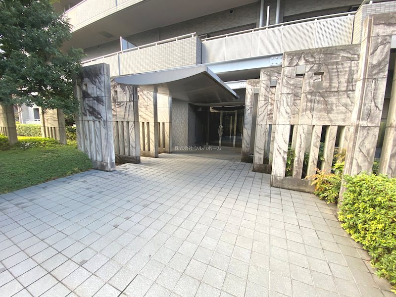 アイムふじみ野西二番館   共用部写真（エントランス）