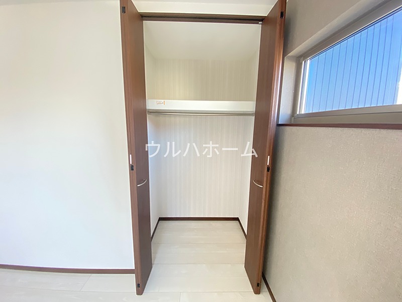 鶴ヶ島市上広谷　新築戸建  内観写真（収納）