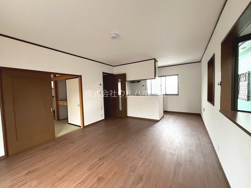 川越市府川　中古戸建  内観写真（リビング）