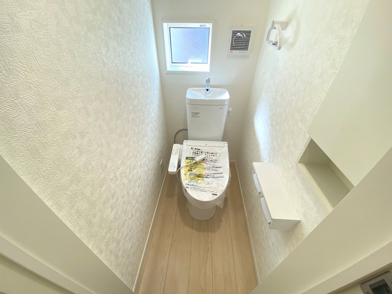狭山市中央第8　3号棟 内観写真（トイレ）
