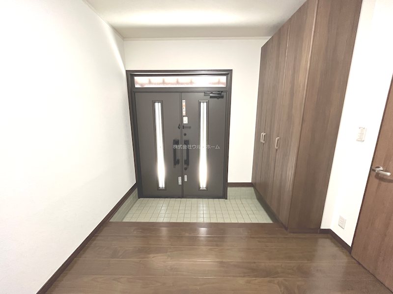 川越市岸町2丁目　中古戸建 現地写真（玄関）