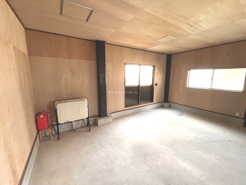 川越市岸町2丁目　中古戸建 現地写真（駐車場）