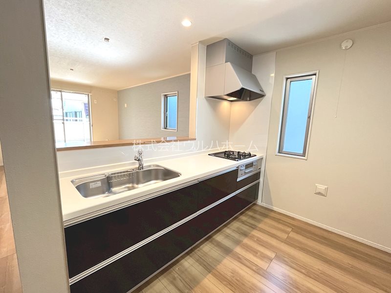 川越市寺尾2期　中古戸建   内観写真（キッチン）