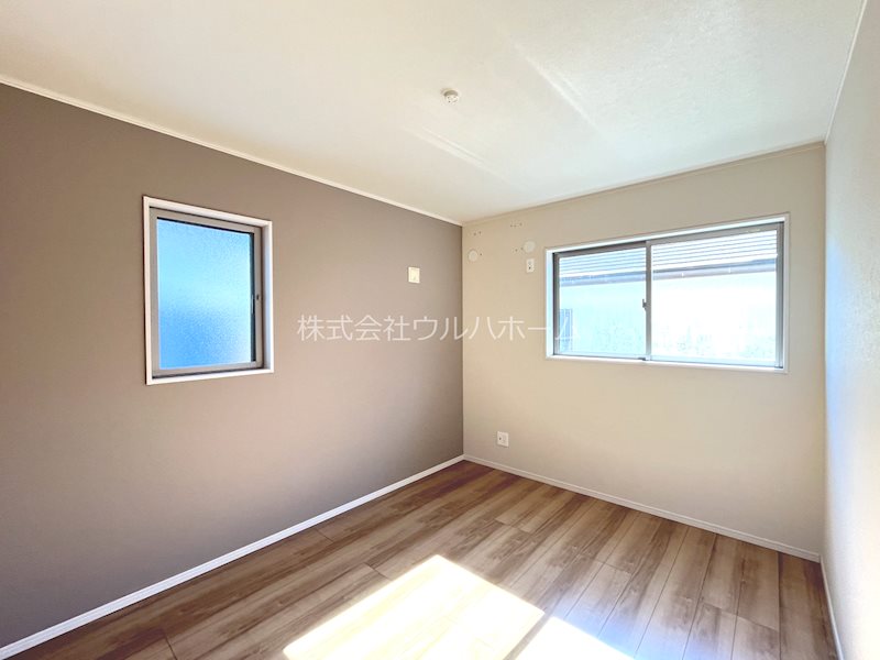 川越市寺尾2期　中古戸建   内観写真（寝室）