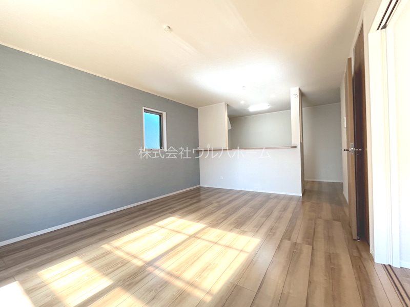 川越市寺尾2期　中古戸建   内観写真（リビング）