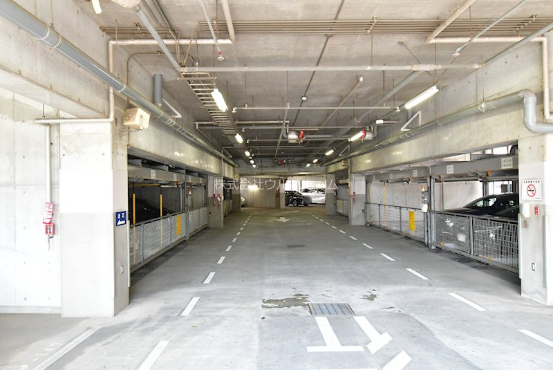 アイムふじみ野タワー東館  共用部写真（駐車場）