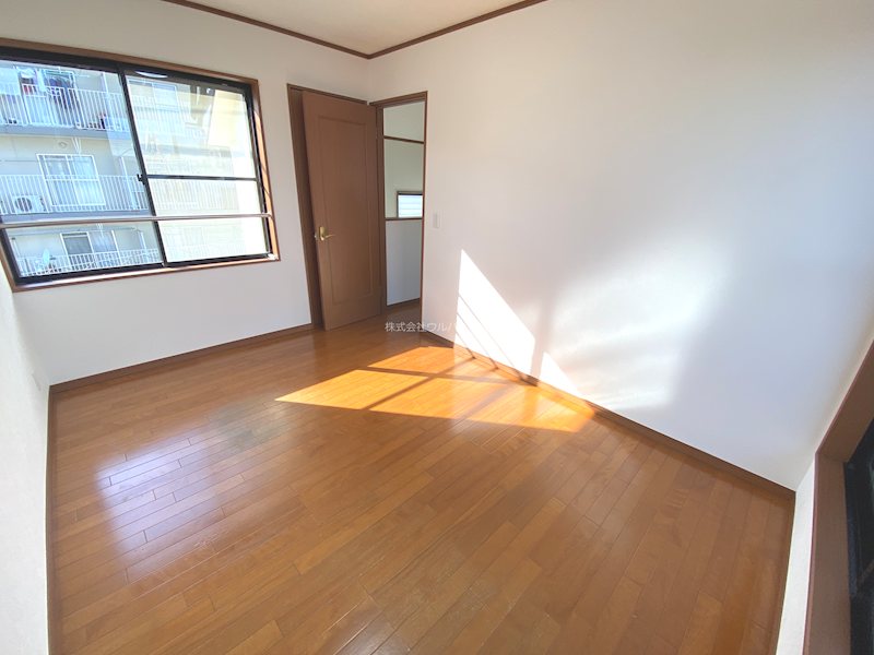 ふじみ野市西鶴ヶ岡2丁目　中古戸建 内観写真（寝室）