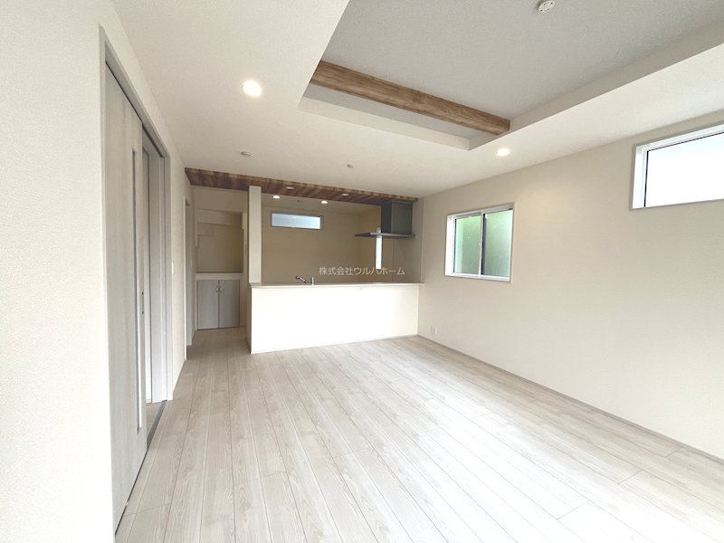 川越市仙波町4丁目 内観写真（リビング）