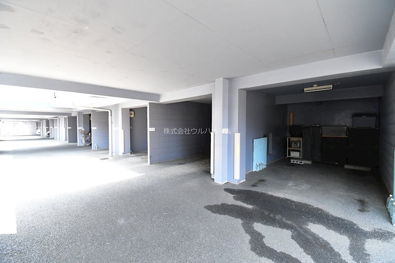 セザール第3上福岡  共用部写真（駐車場）