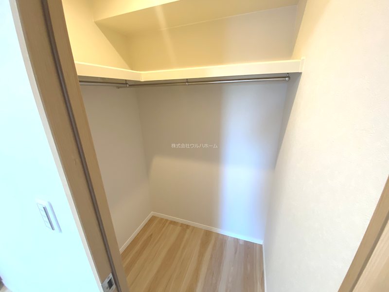 ハイツ狭山 内観写真（収納）
