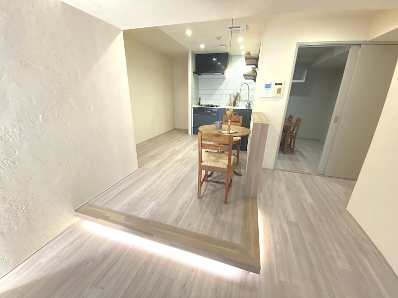リズムタワーⅡ       内観写真（リビング）