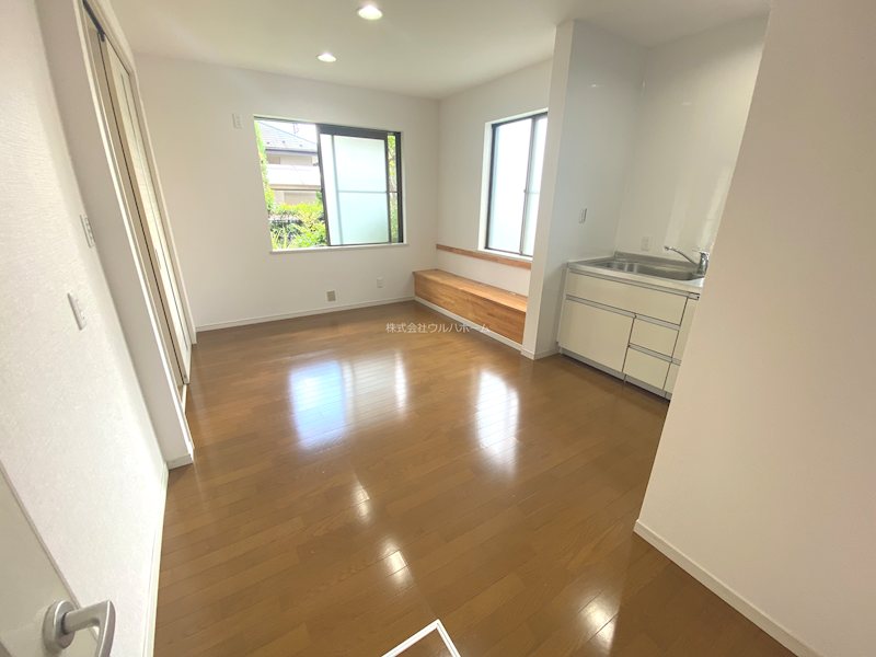 狭山市柏原　中古戸建  内観写真（リビング）
